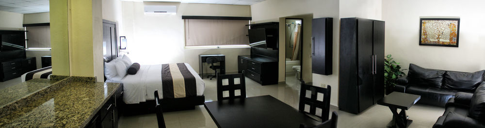Hotel El Camino Inn & Suites Рейноса Екстер'єр фото